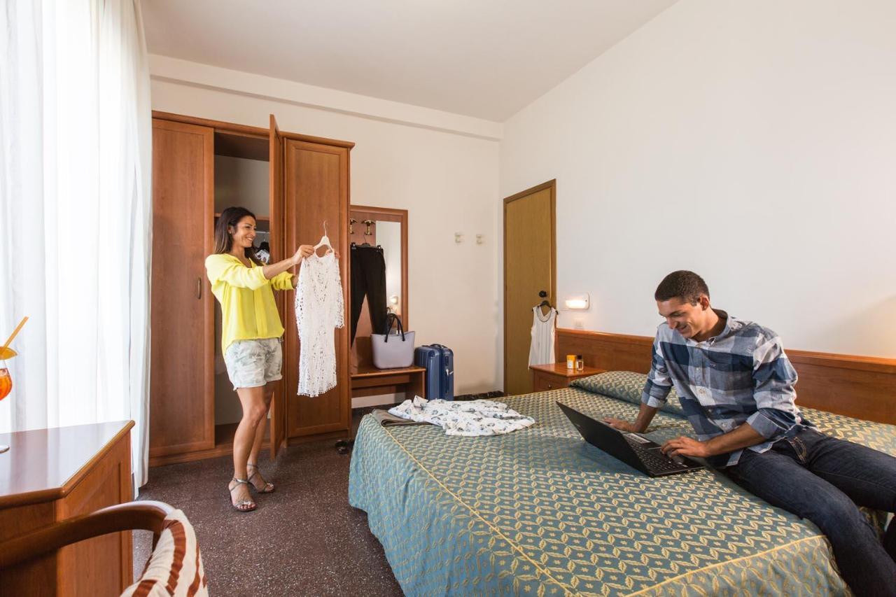 Hotel International 3*