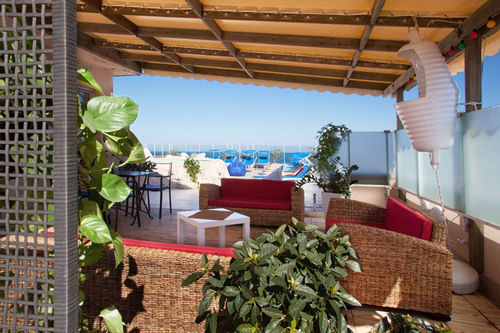 International Hotel 3*