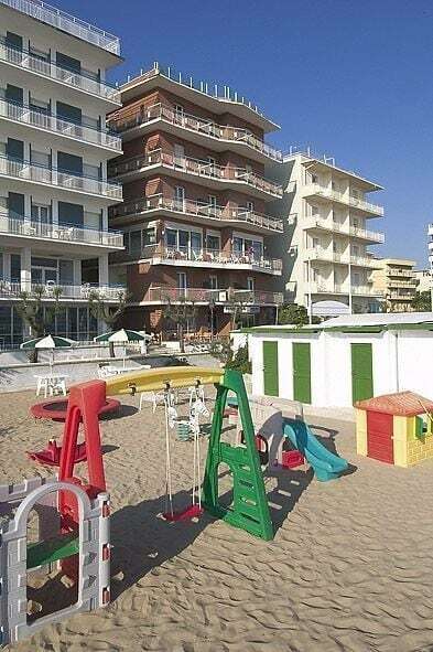 Hotel International 3*